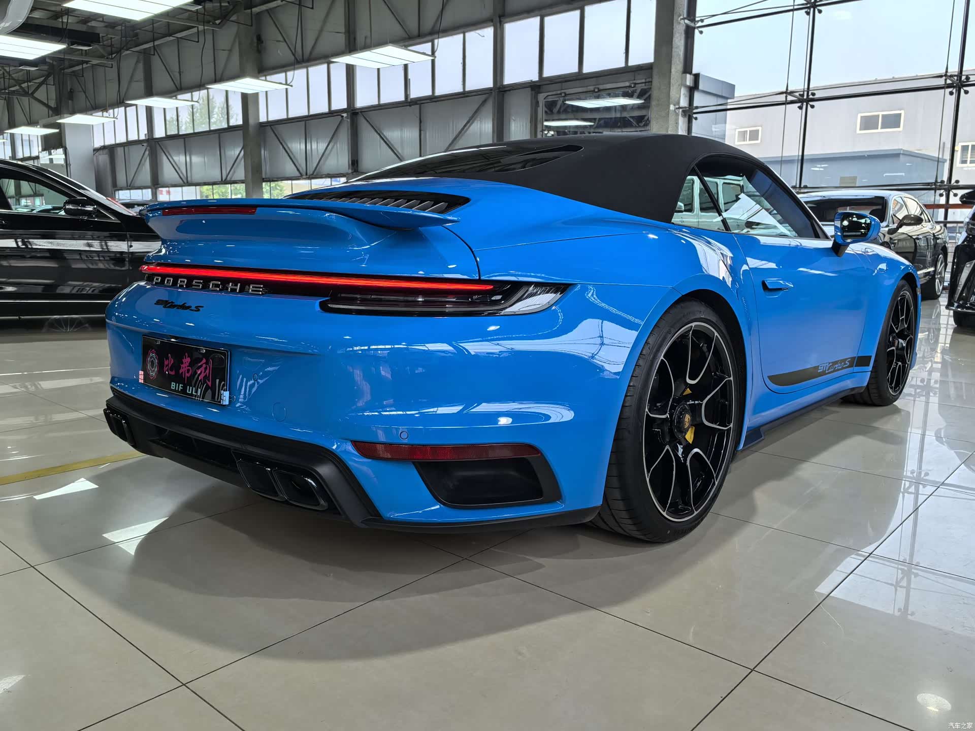 Porsche 911, 2025 8