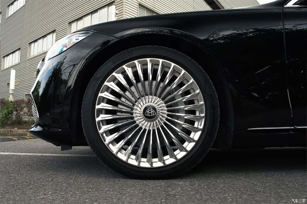 Maybach S-Class, 2021 все фото