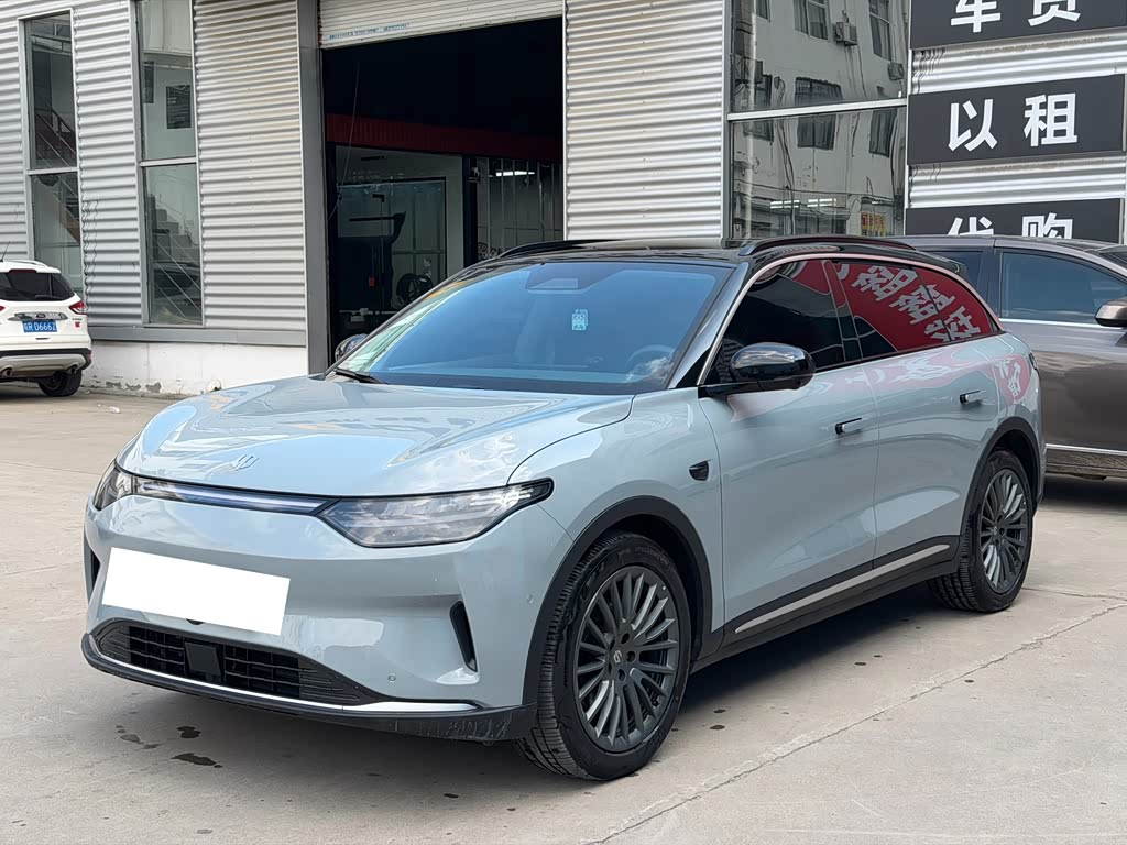 Leapmotor C11