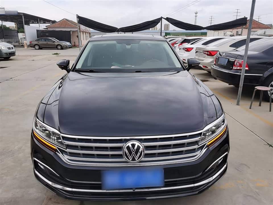 Volkswagen Huiang