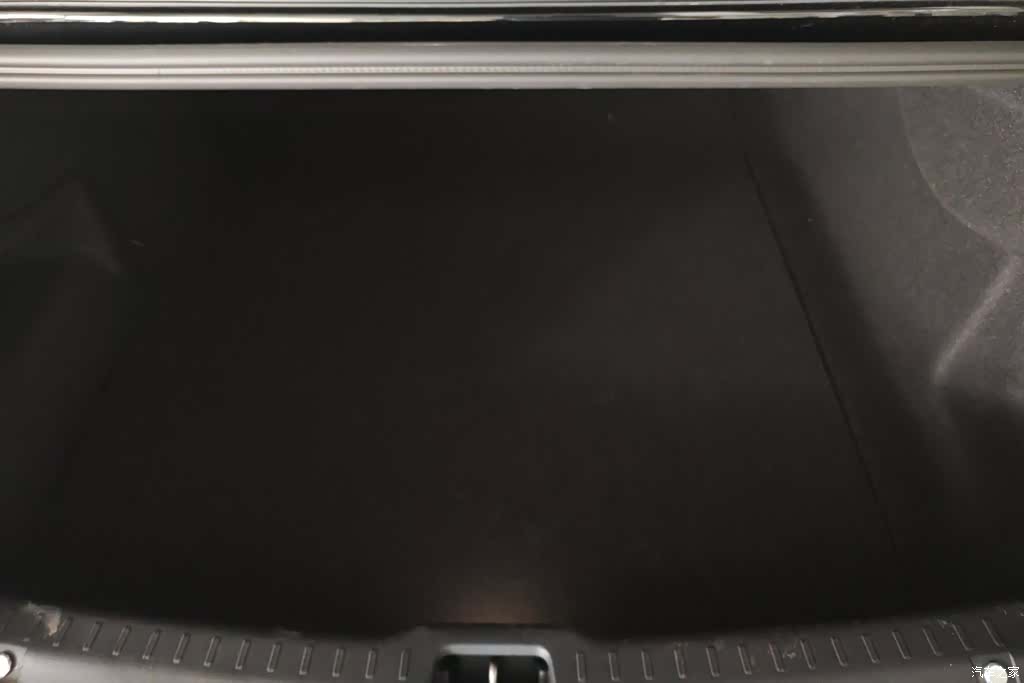 Volvo S90, 2022 4