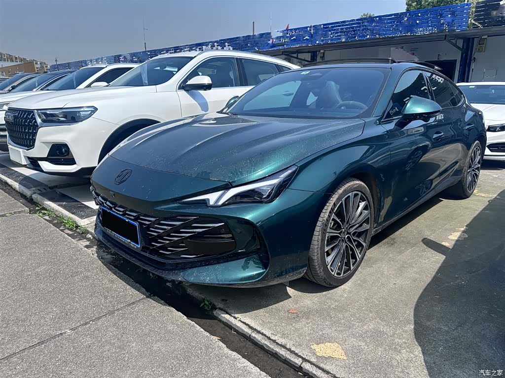 MG MG7