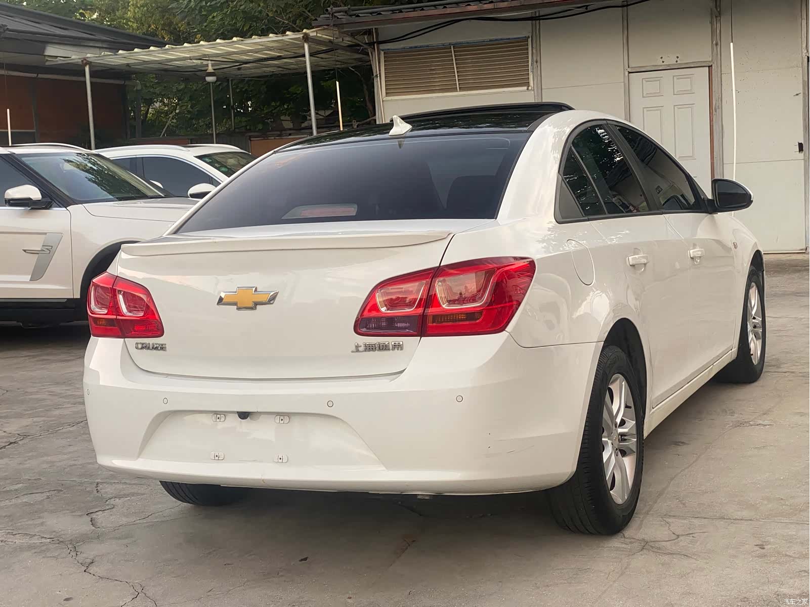 Chevrolet SE, 2015 13