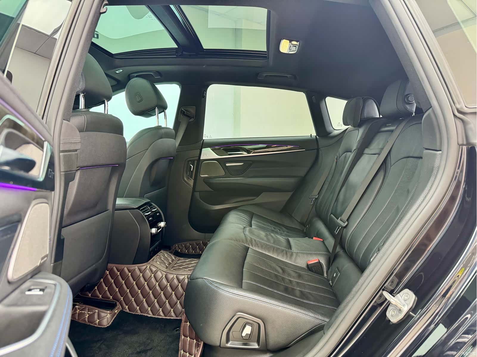 BMW 6 Series GT, 2018 10