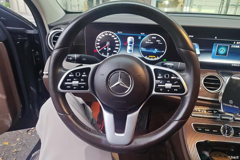 Mercedes-Benz E-Class, 2020 15