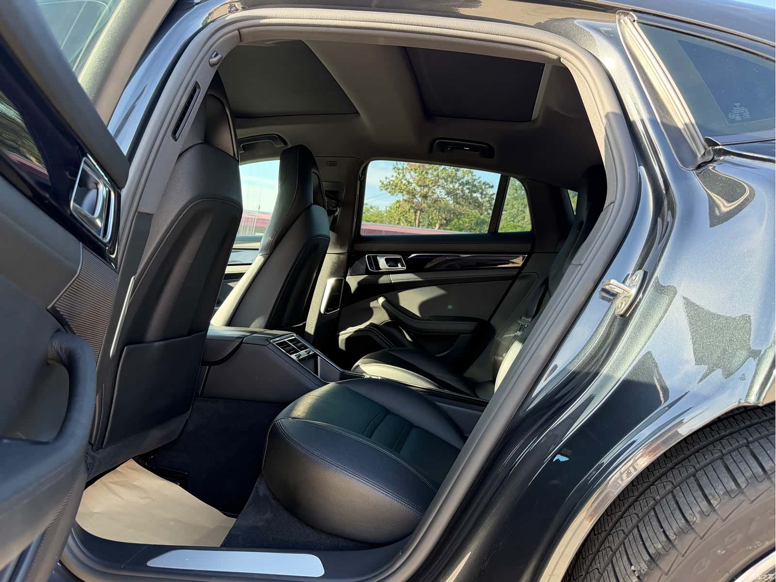 Porsche Panamera, 2019 13