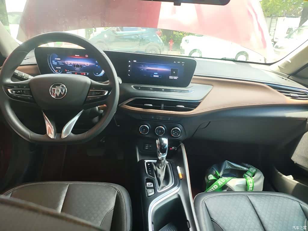 Buick Verano, 2022 10