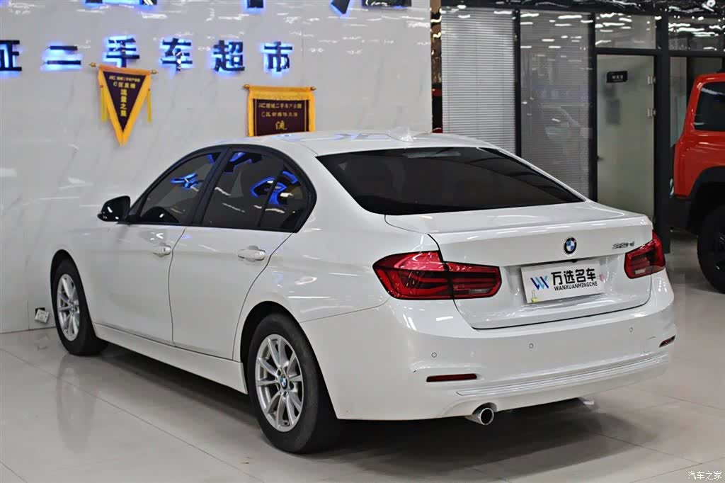BMW 3 Series, 2016 16
