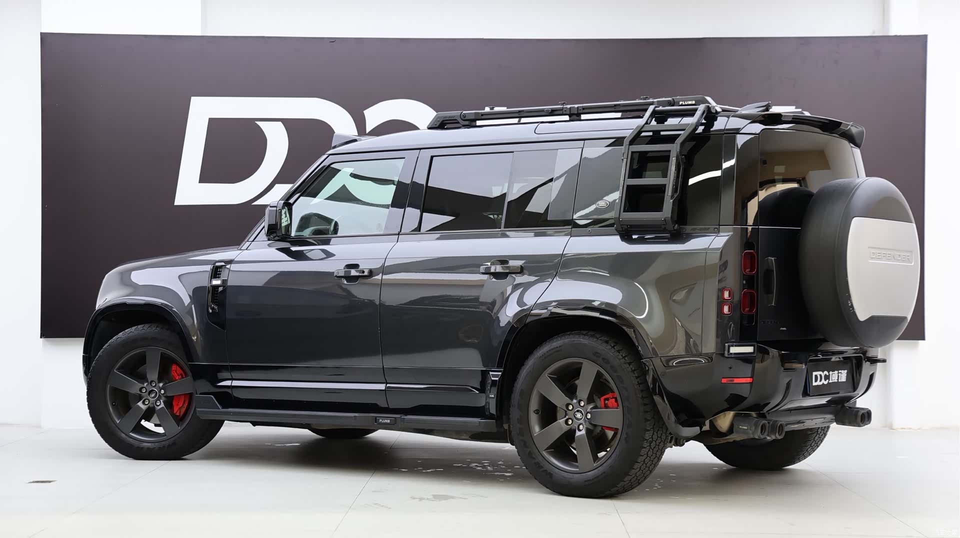 Land Rover Defender, 2022 6
