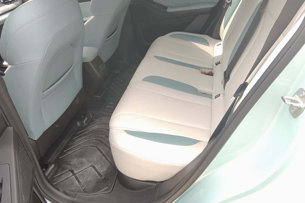 Geely E, 2024 11