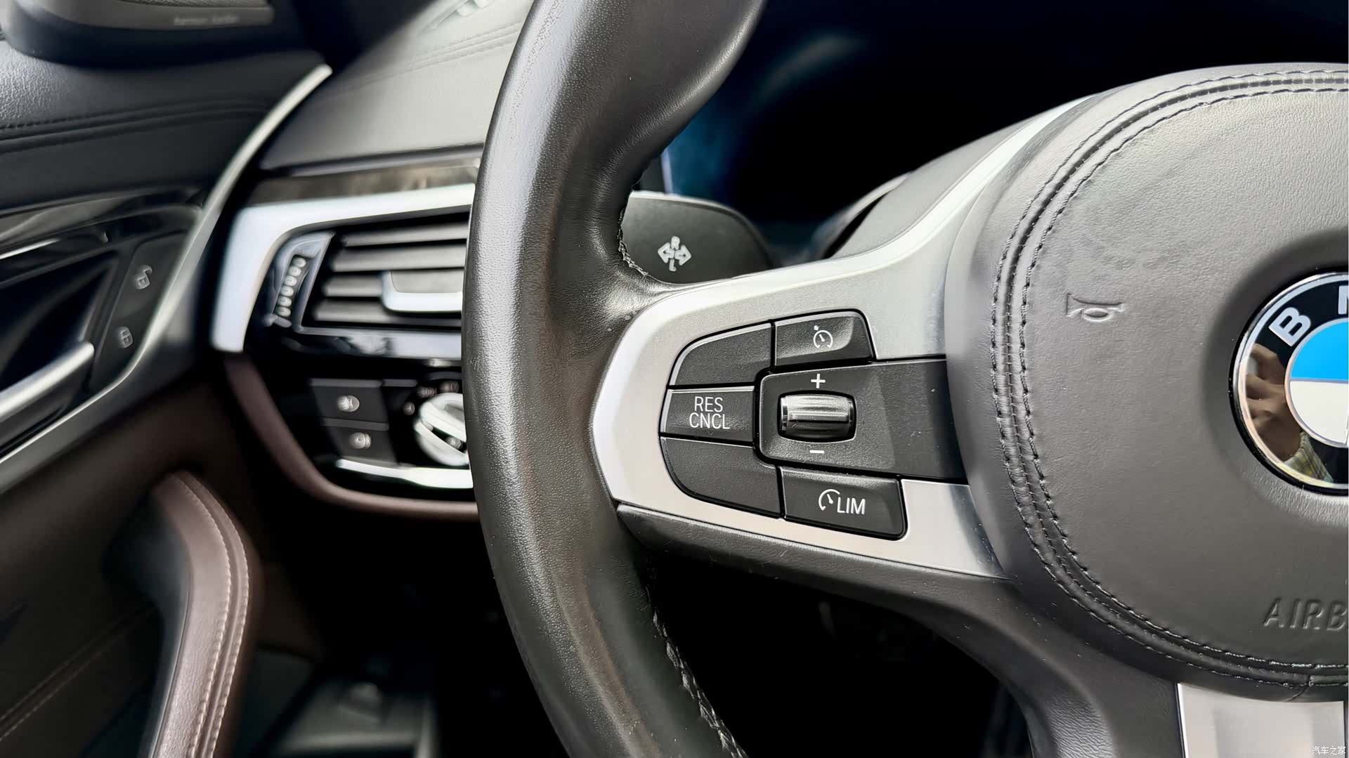 BMW 5 Series, 2019 18