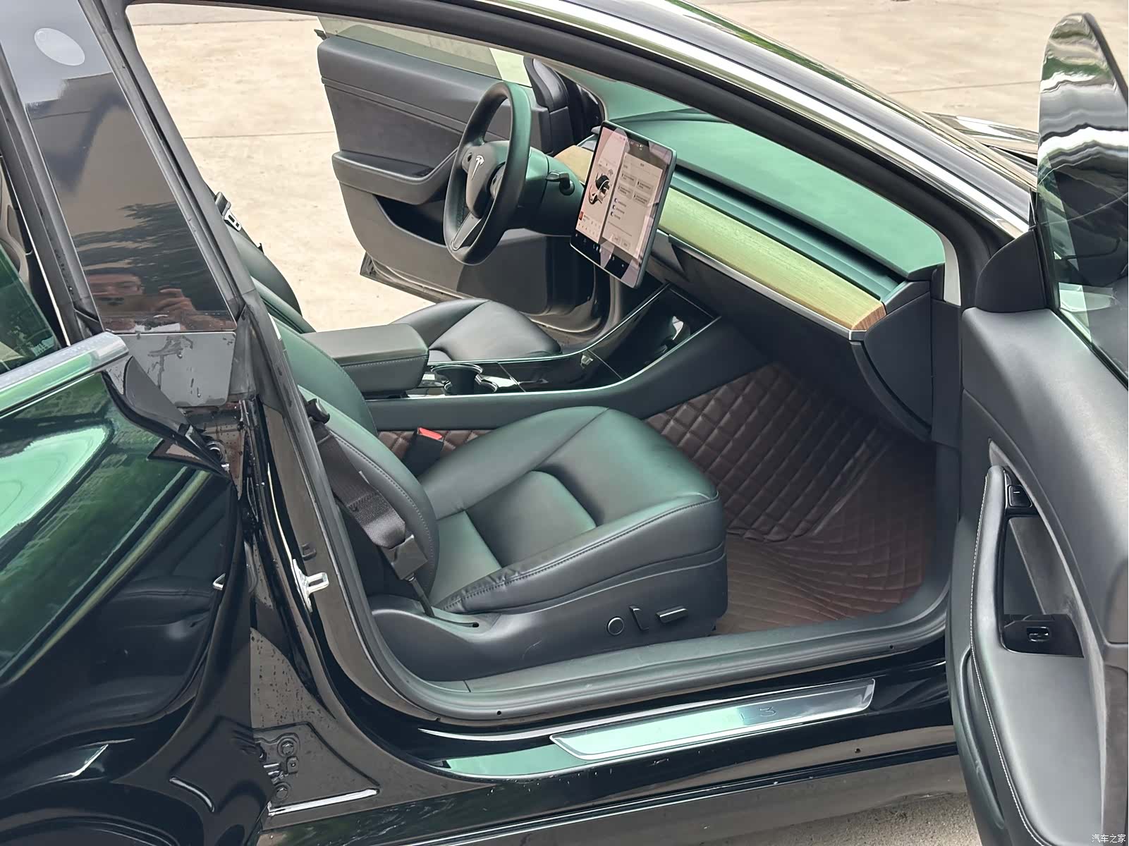 Tesla Model 3, 2021 12