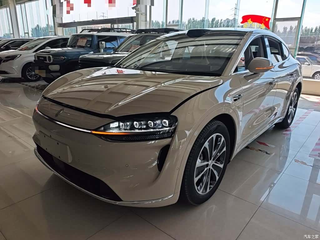 Luxeed R7, 2026 2