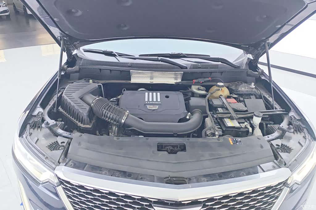 Cadillac XT6, 2021 10