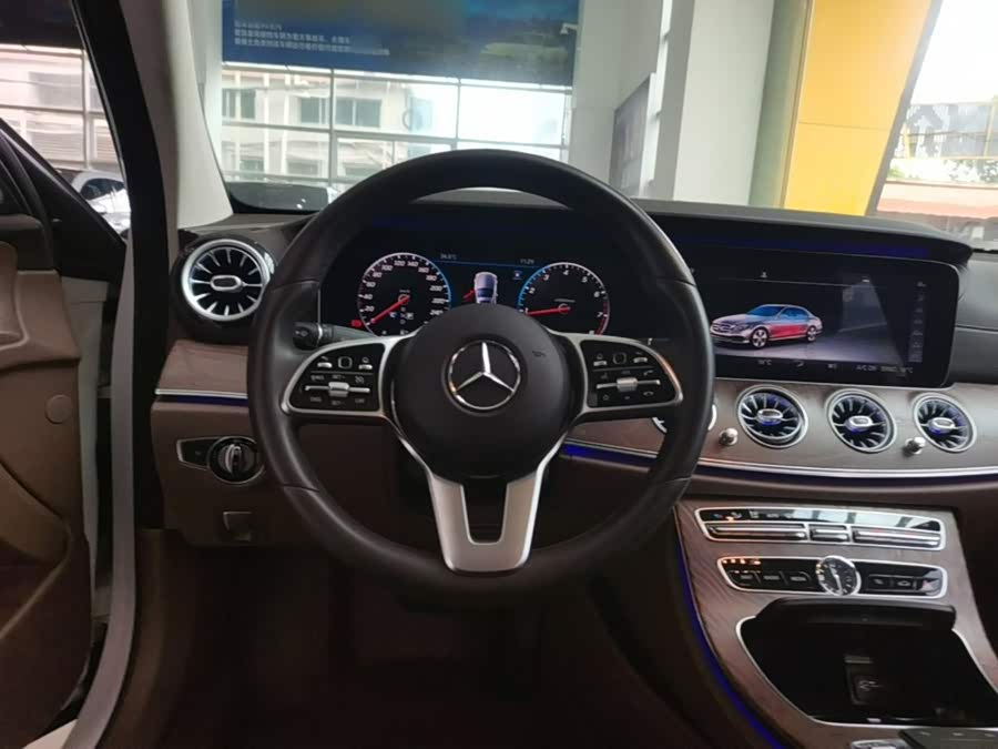 Mercedes-Benz E-Class 2020, фото 11