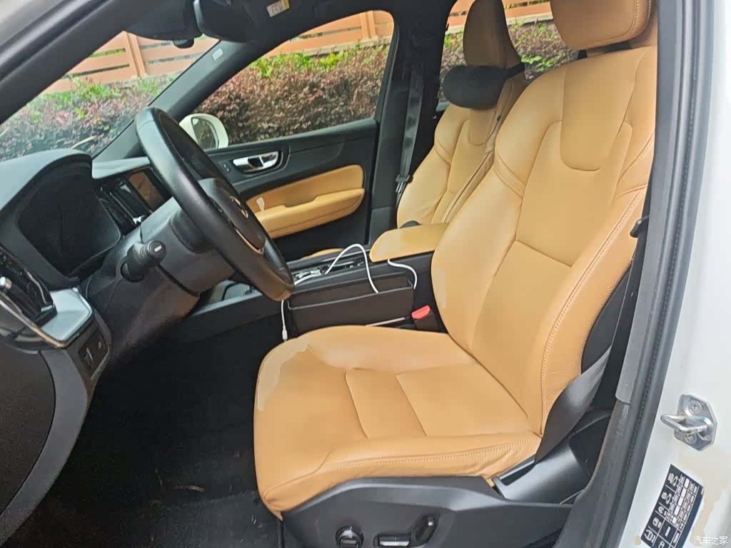 Volvo XC60, 2018 8