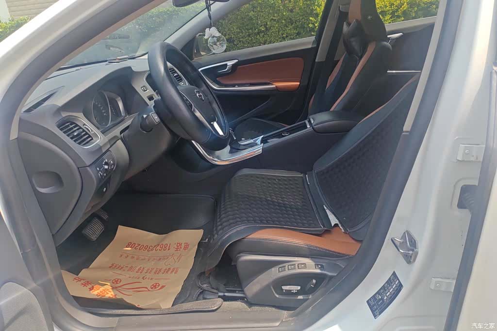 Volvo S60, 2019 9