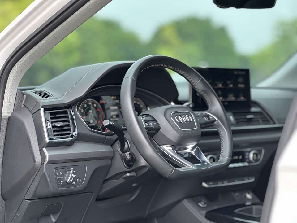 Audi Q5L Audi Q5L