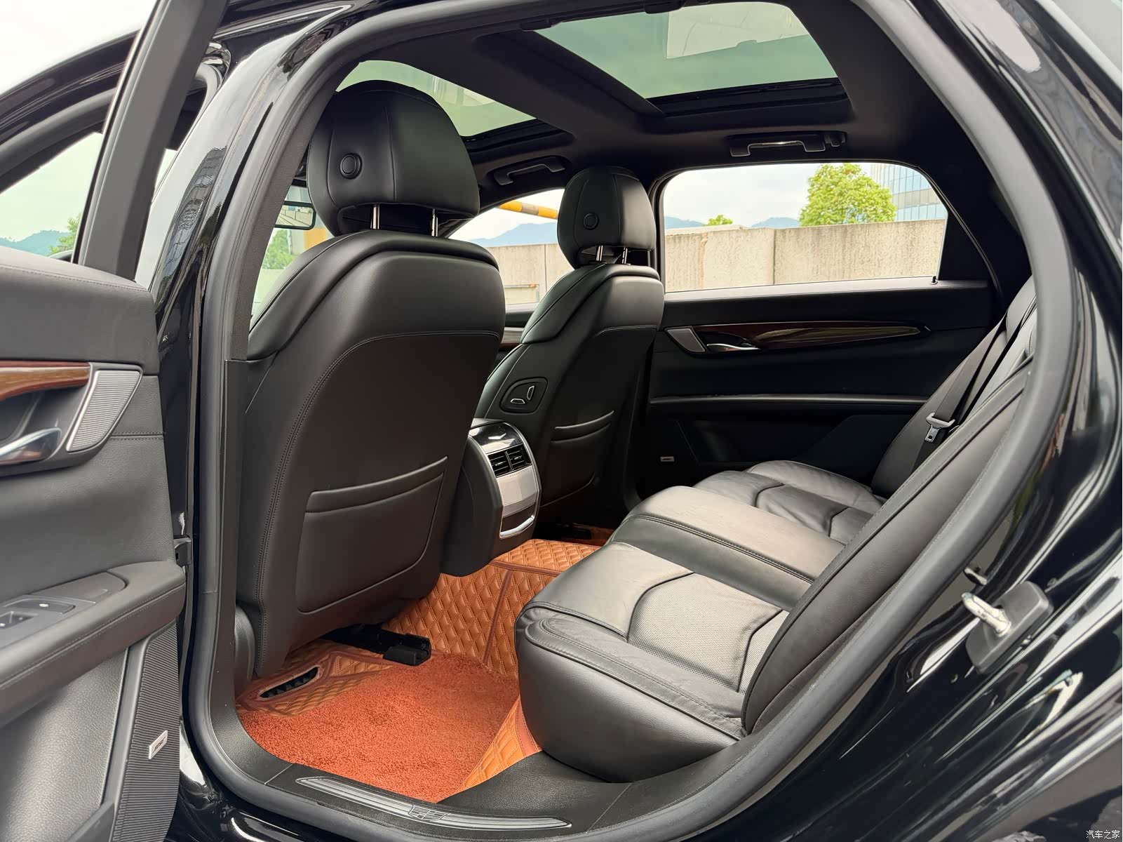 Cadillac CT6, 2022 7