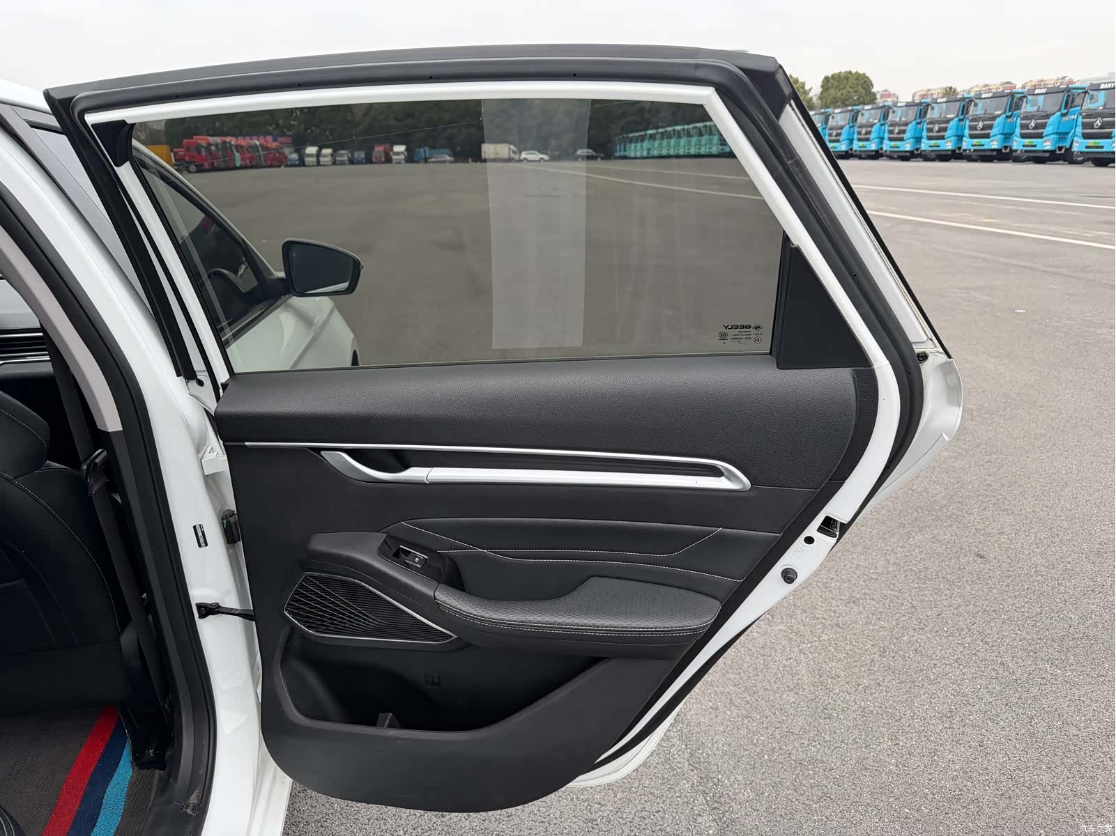 Geely Emgrand, 2021 11