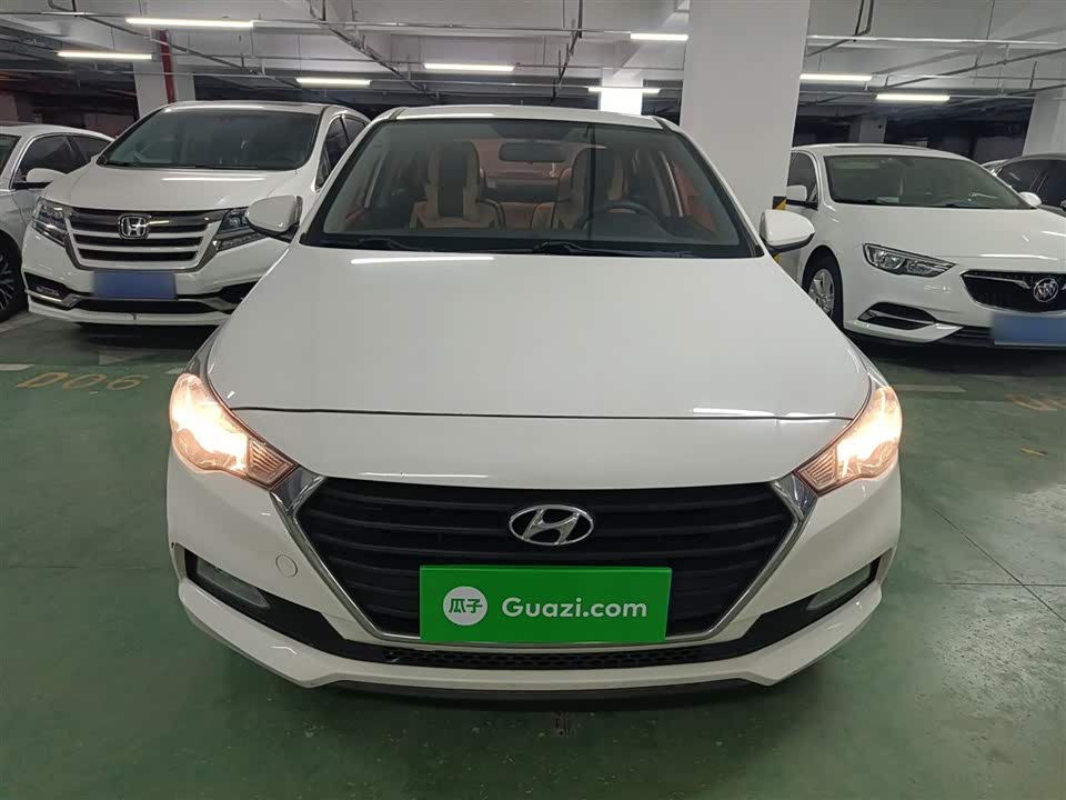 Hyundai Accept