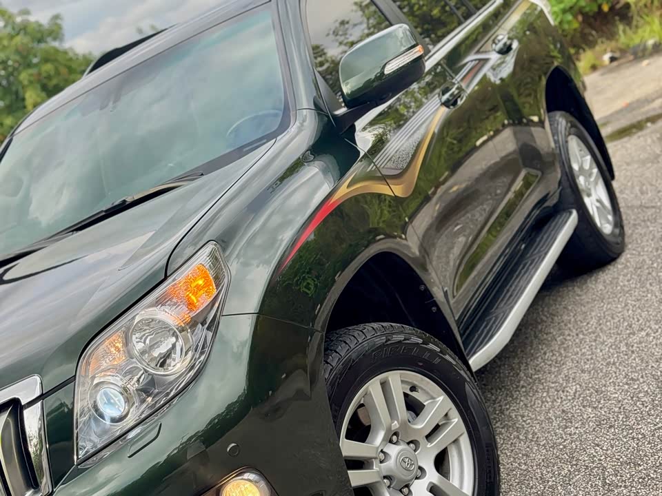 Toyota Prado