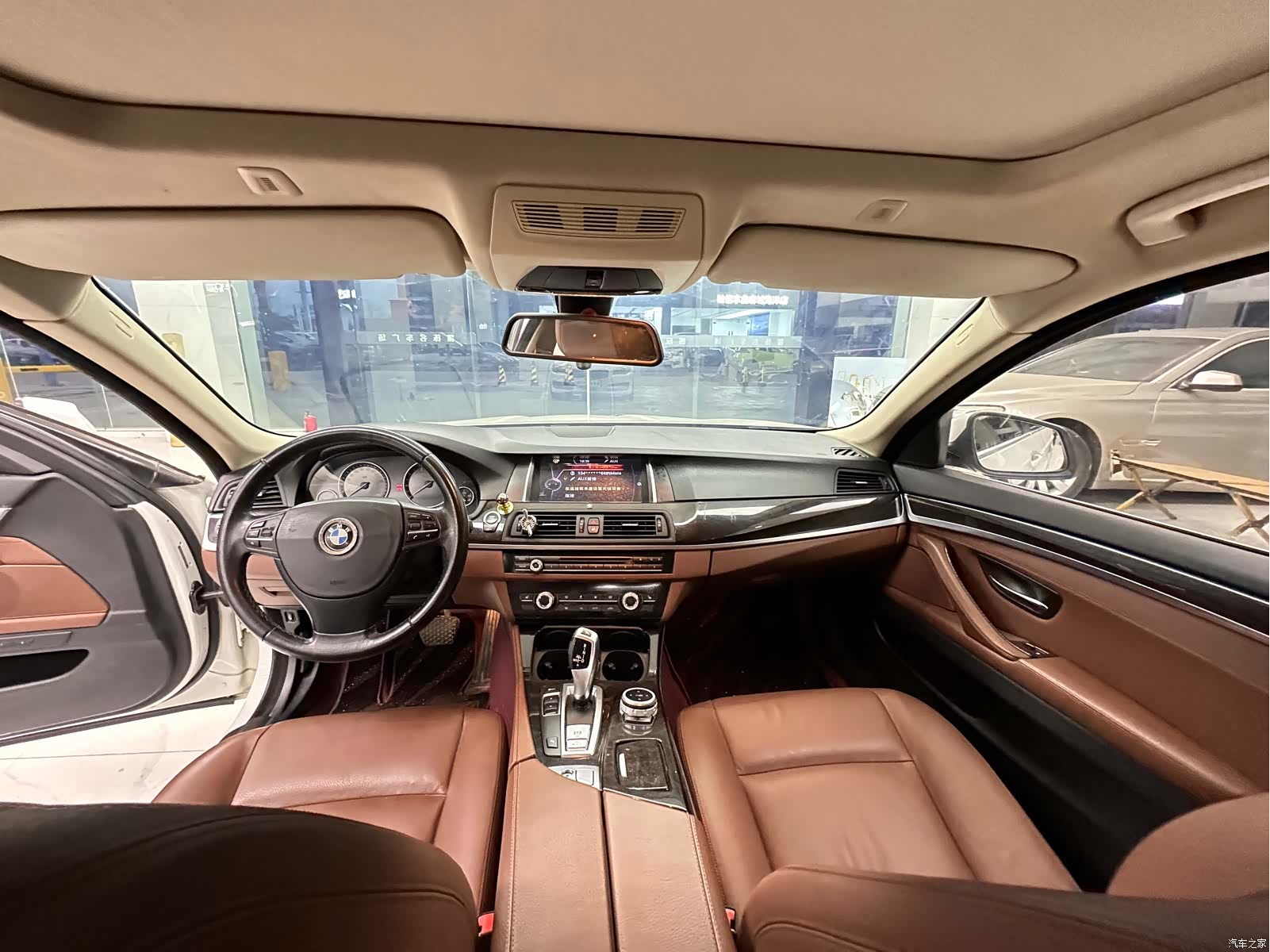 BMW 5 Series, 2014 11