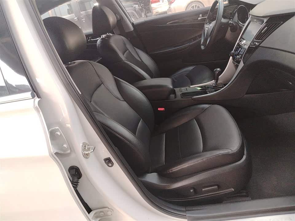 Hyundai Sonata Hyundai Sonata