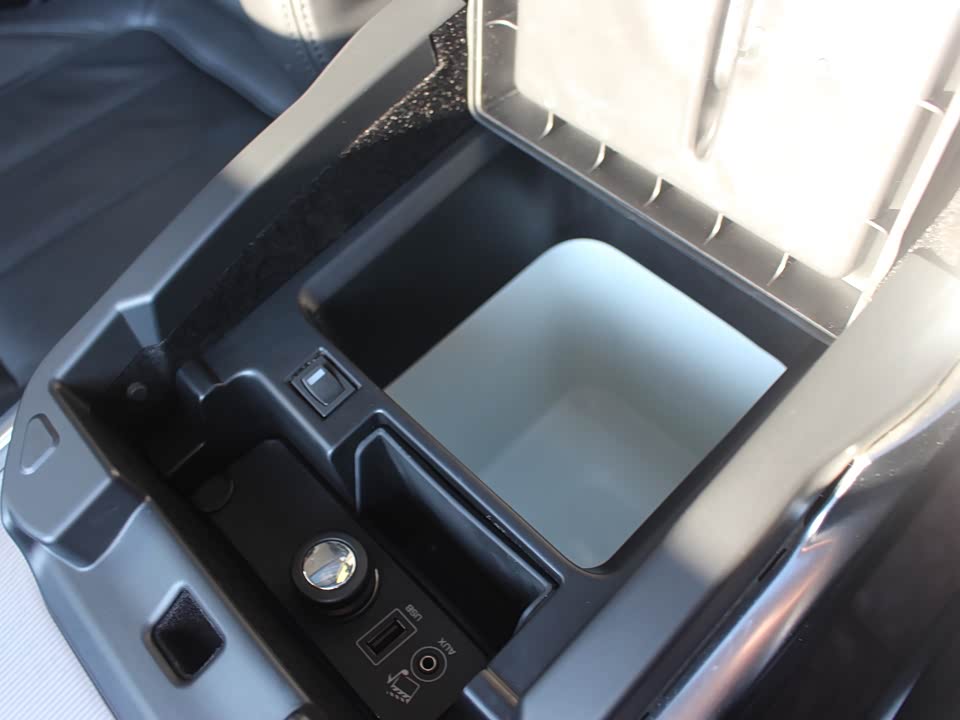 Land Rover Range Rover Sport Land Rover Range Rover Sport
