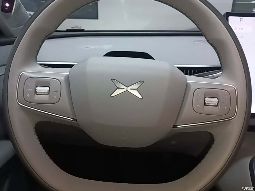 Xpeng Mona M03, 2025 11