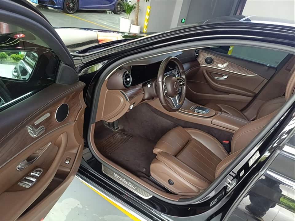 Mercedes-Benz E-class Mercedes-Benz E-class