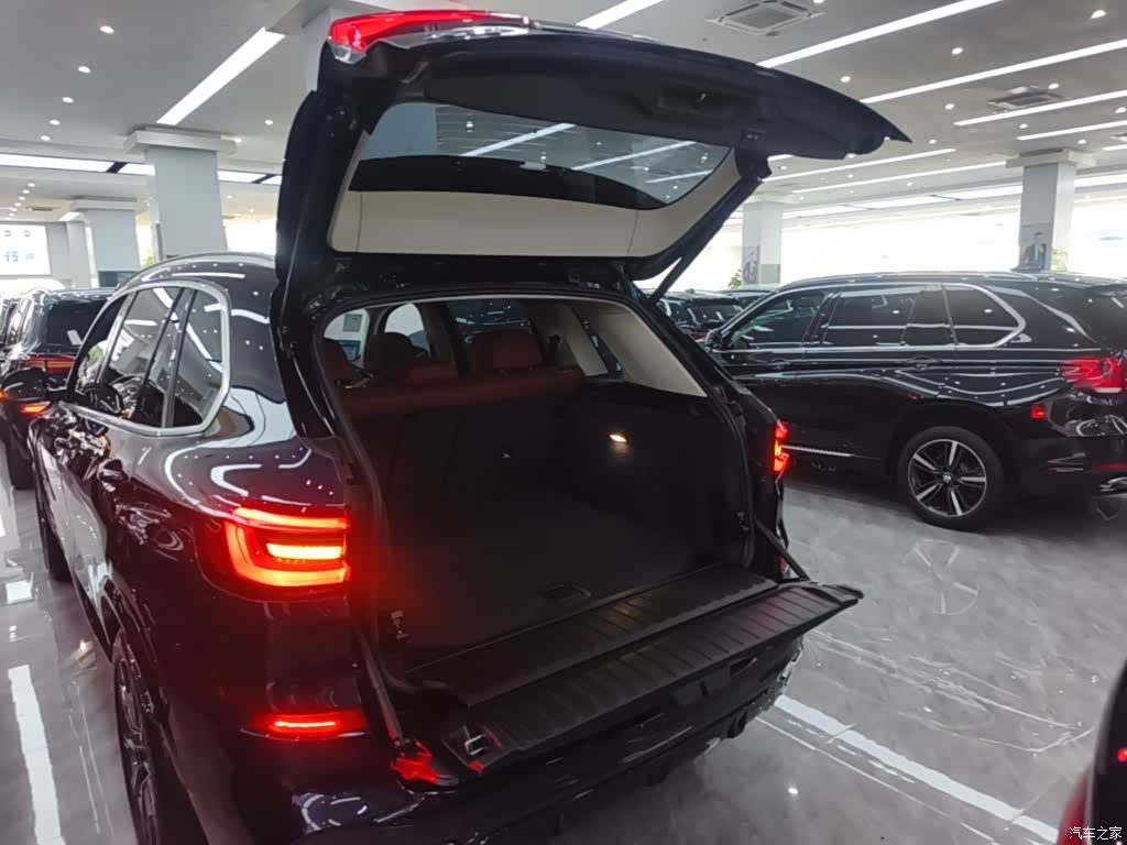 BMW X5, 2023 19