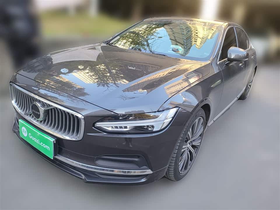 Volvo S90