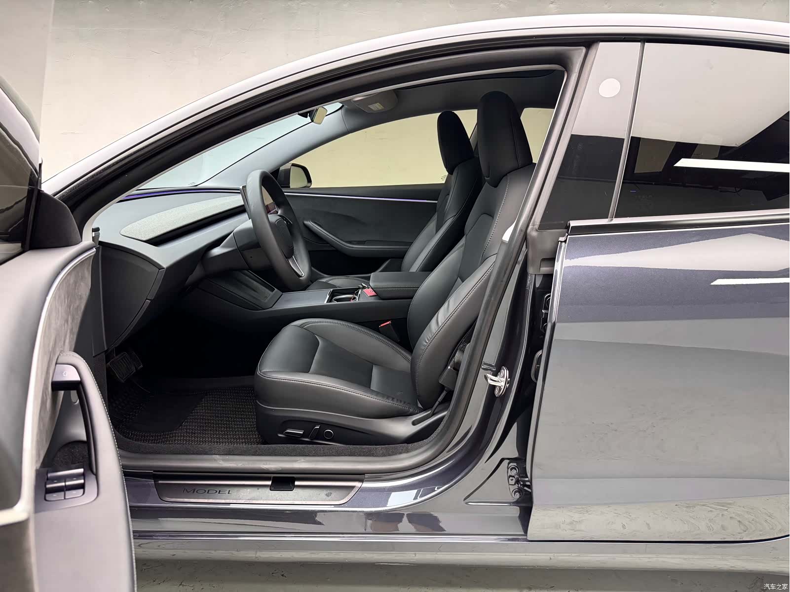 Tesla Model 3, 2024 10