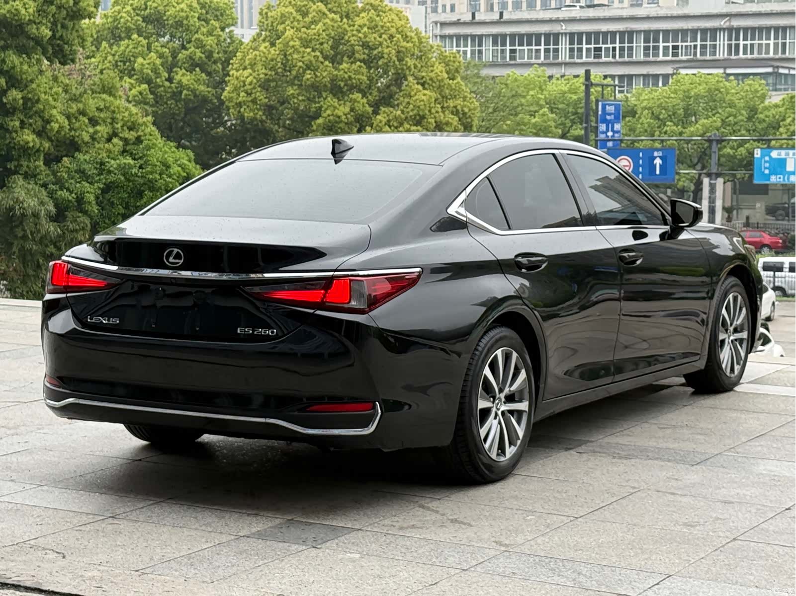Lexus ES, 2019 22