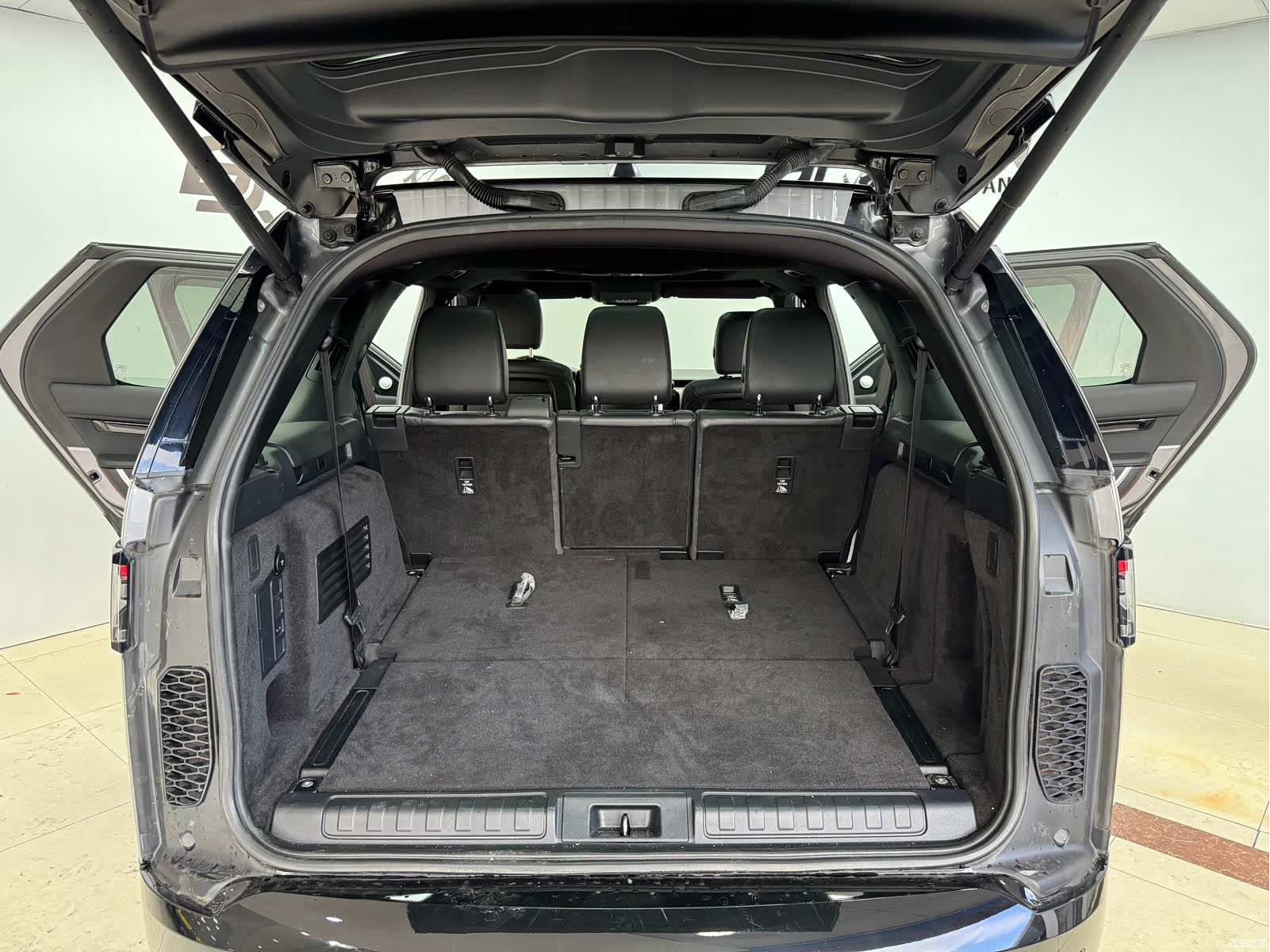 Land Rover Discovery, 2020 22