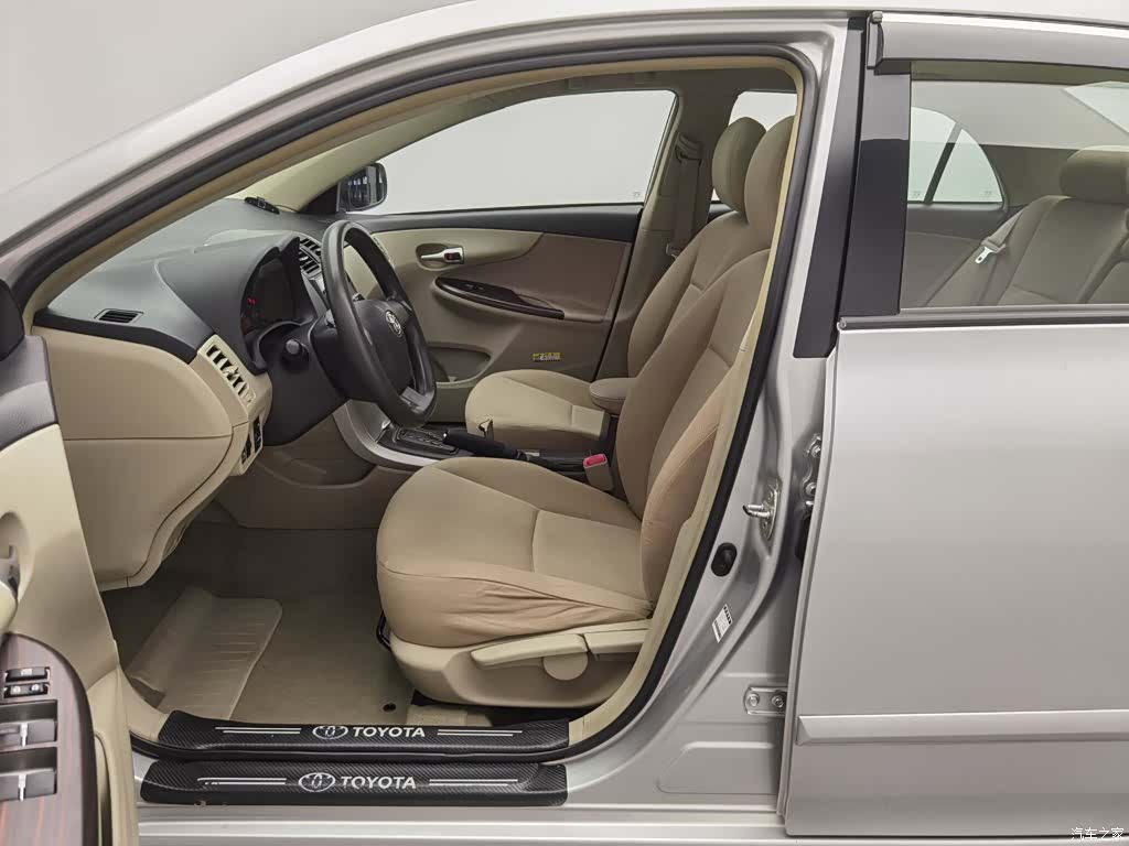 Toyota Corolla, 2013 10