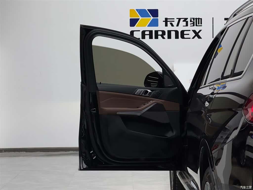 BMW X7, 2022 все фото