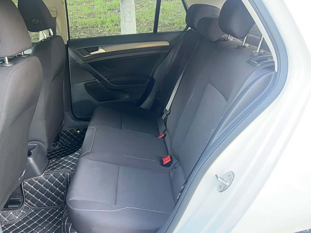 Volkswagen Golf, 2016 13