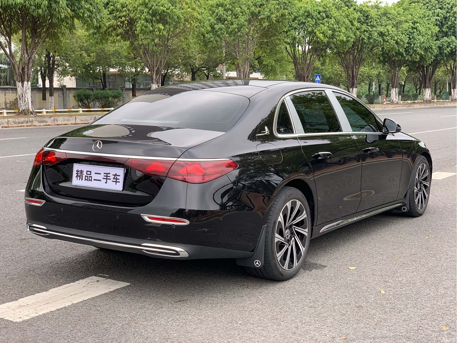 Mercedes-Benz E-Class, 2024 4