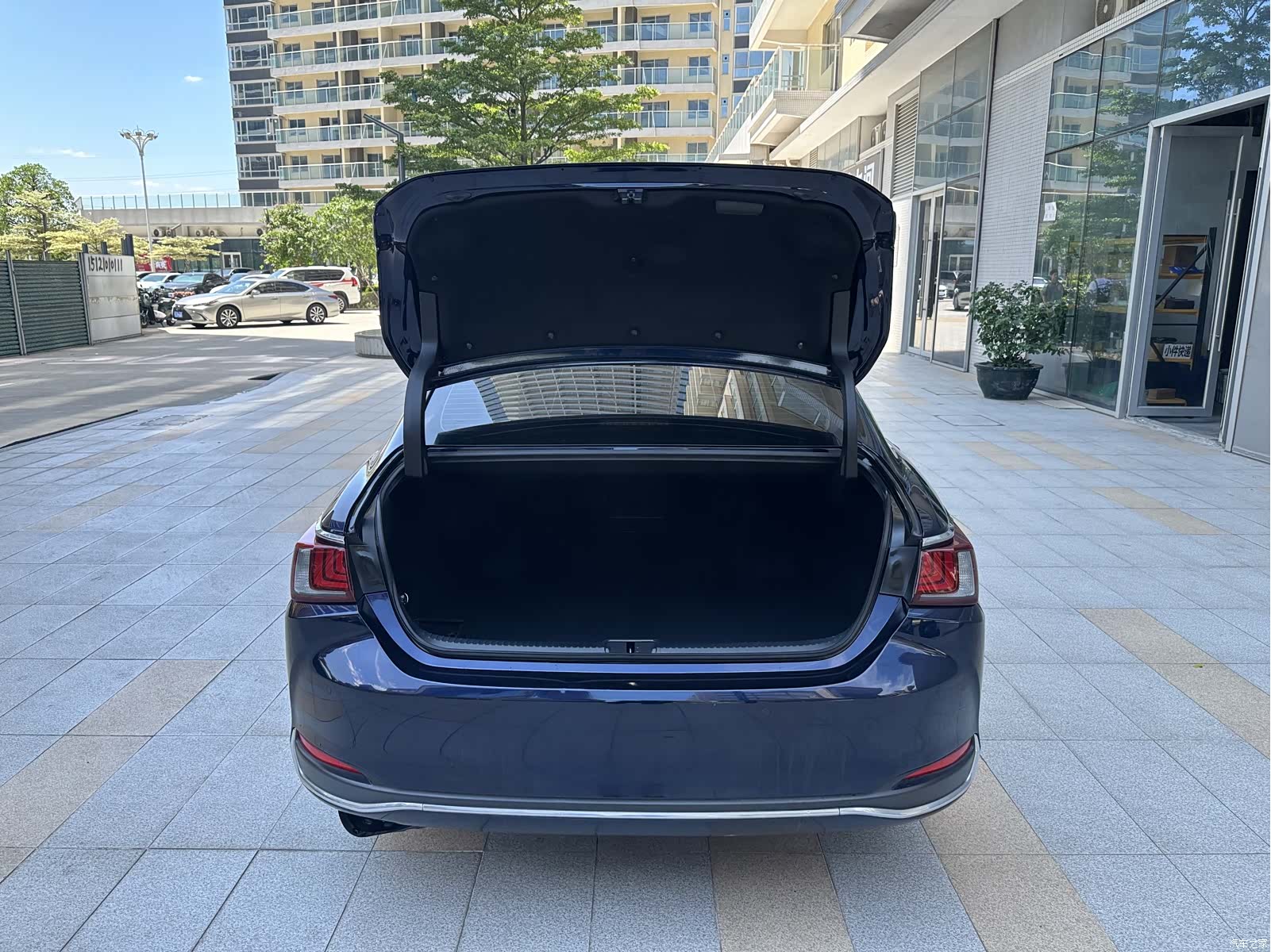 Lexus ES, 2024 23