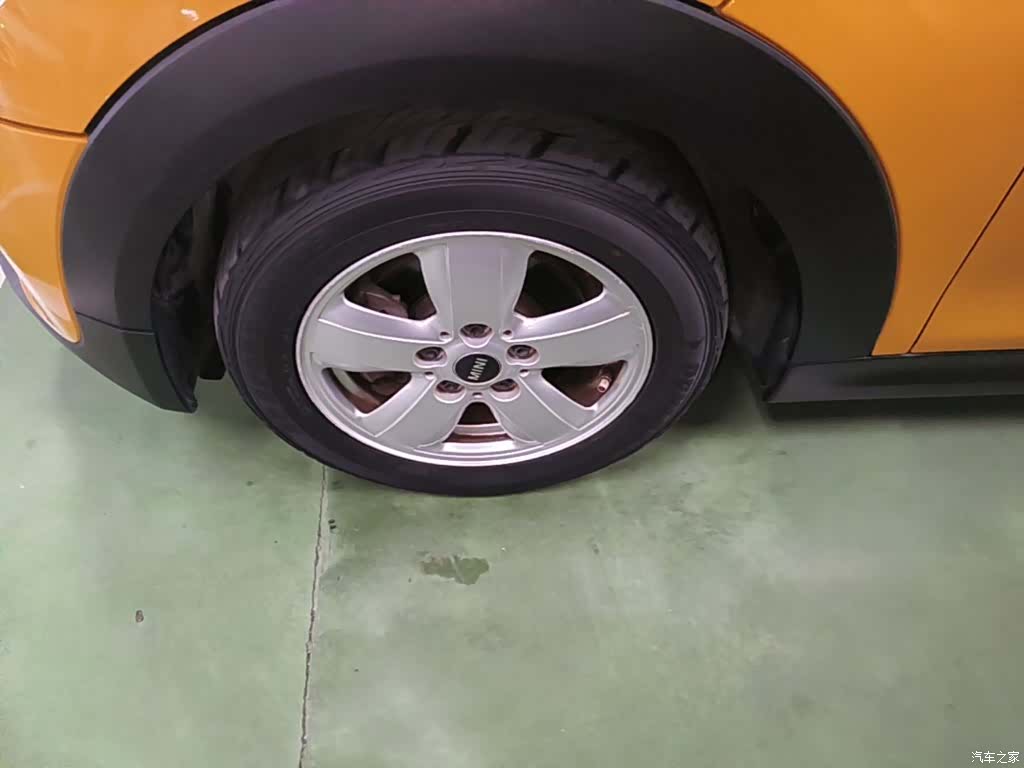 Mini ONE, 2015 23