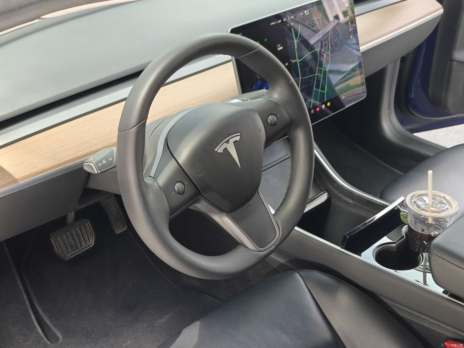 Tesla Model 3, 2019 7
