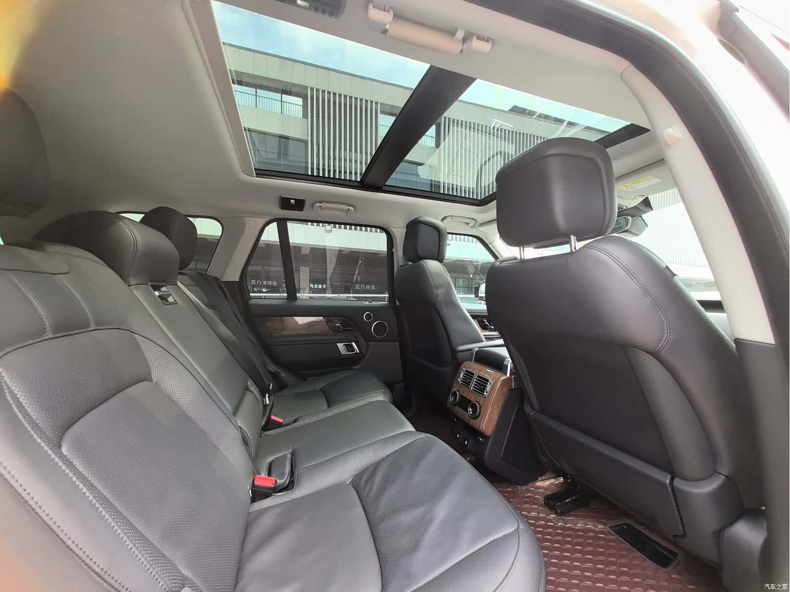 Land Rover Range Rover, 2019 15
