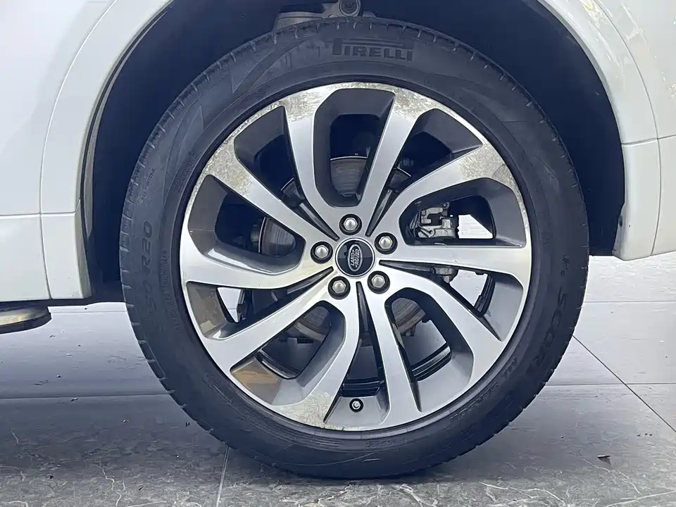 Land Rover Discover sports