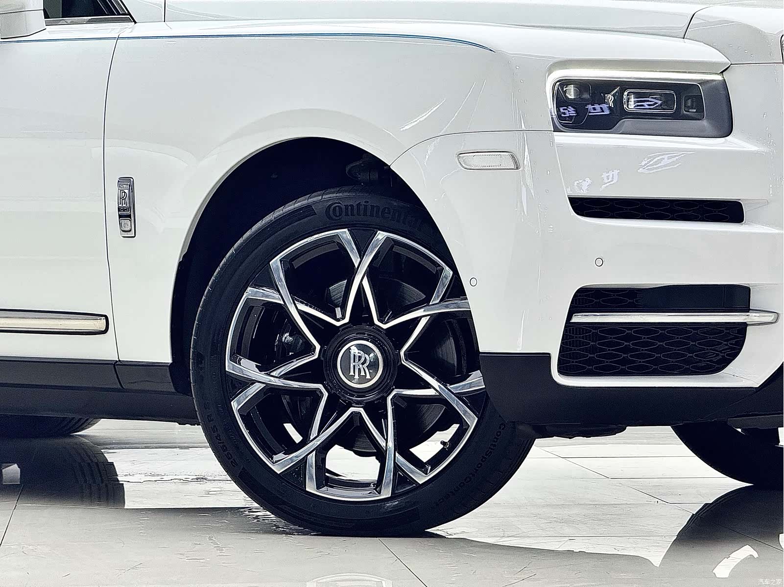 Rolls-Royce Cullinan, 2021 10