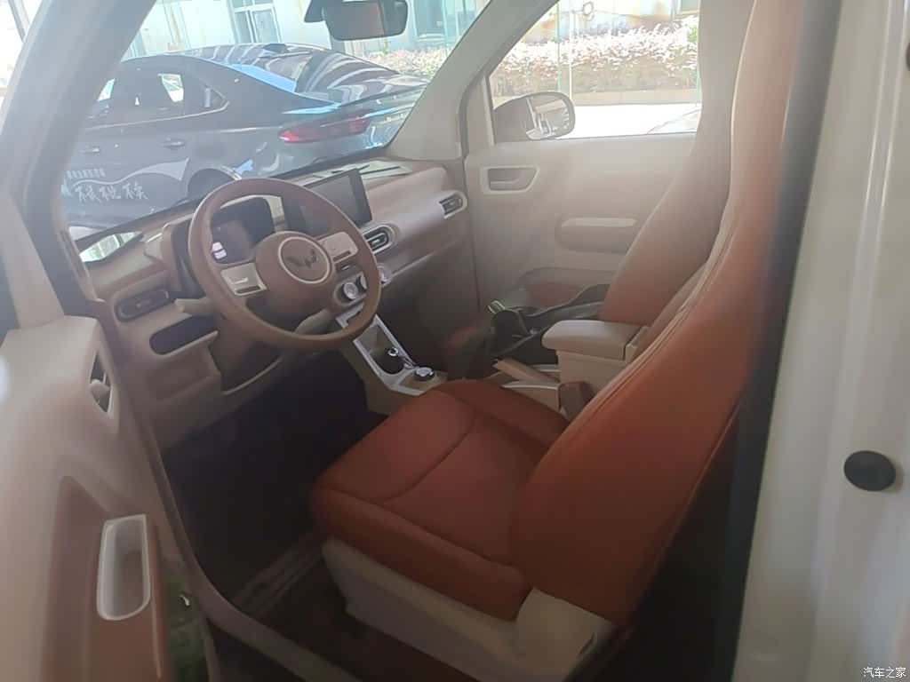 Wuling MINIEV, 2024 11