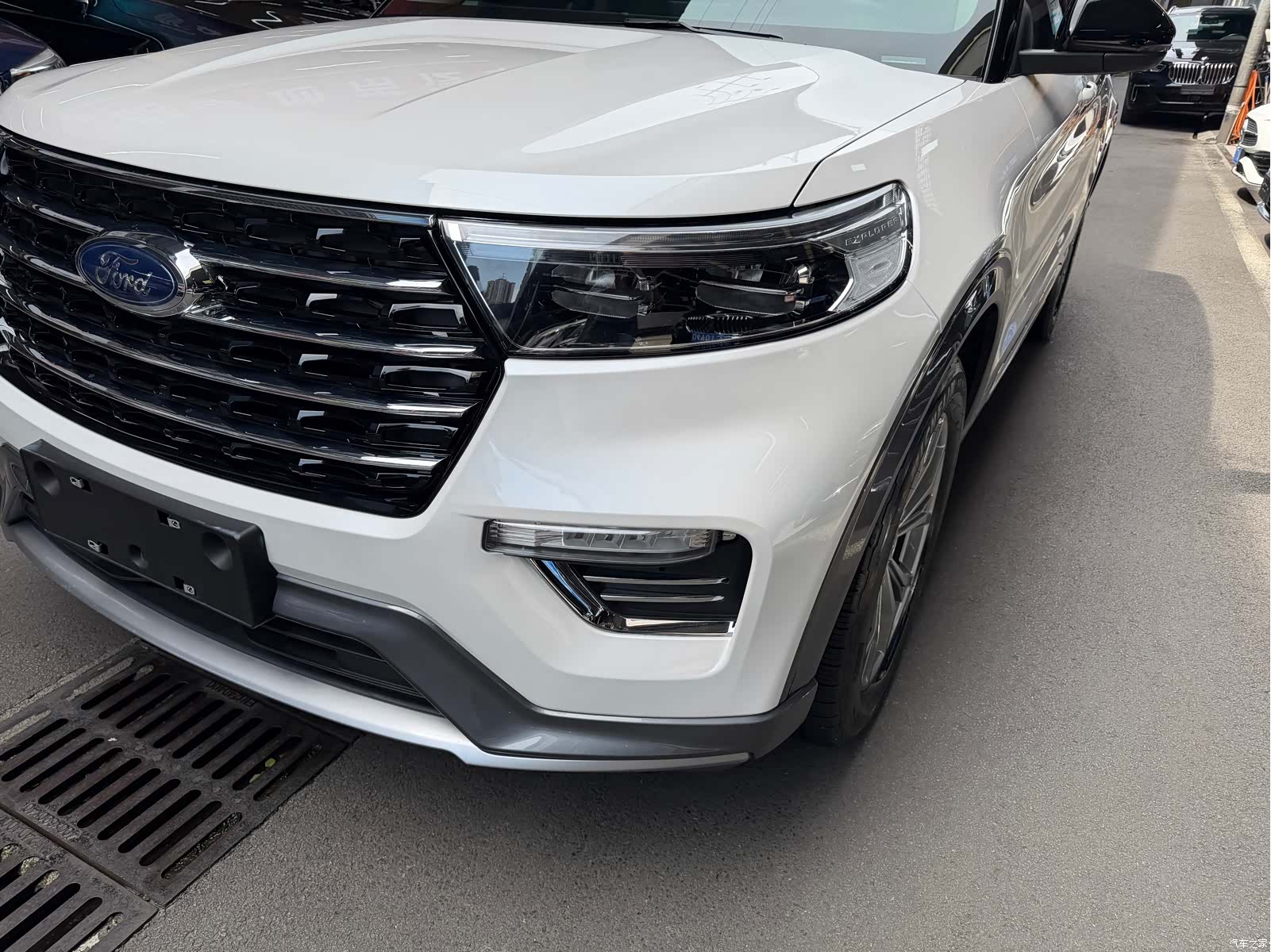 Ford Explorer, 2022 4