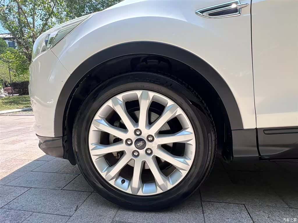 Ford Kuga, 2016 15