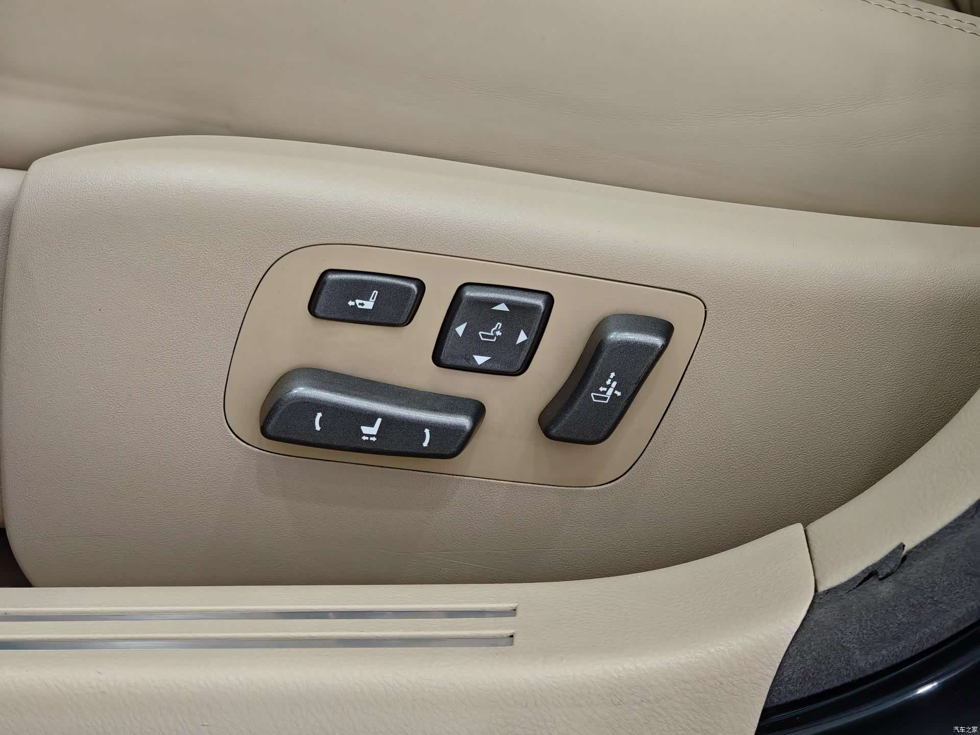 Lexus LS, 2007 28